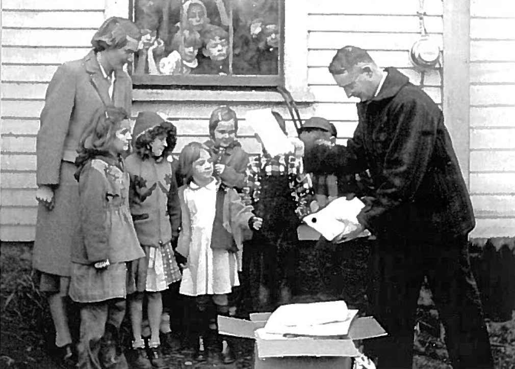 Rev. Neal Bousfield Mission Christmas 1940